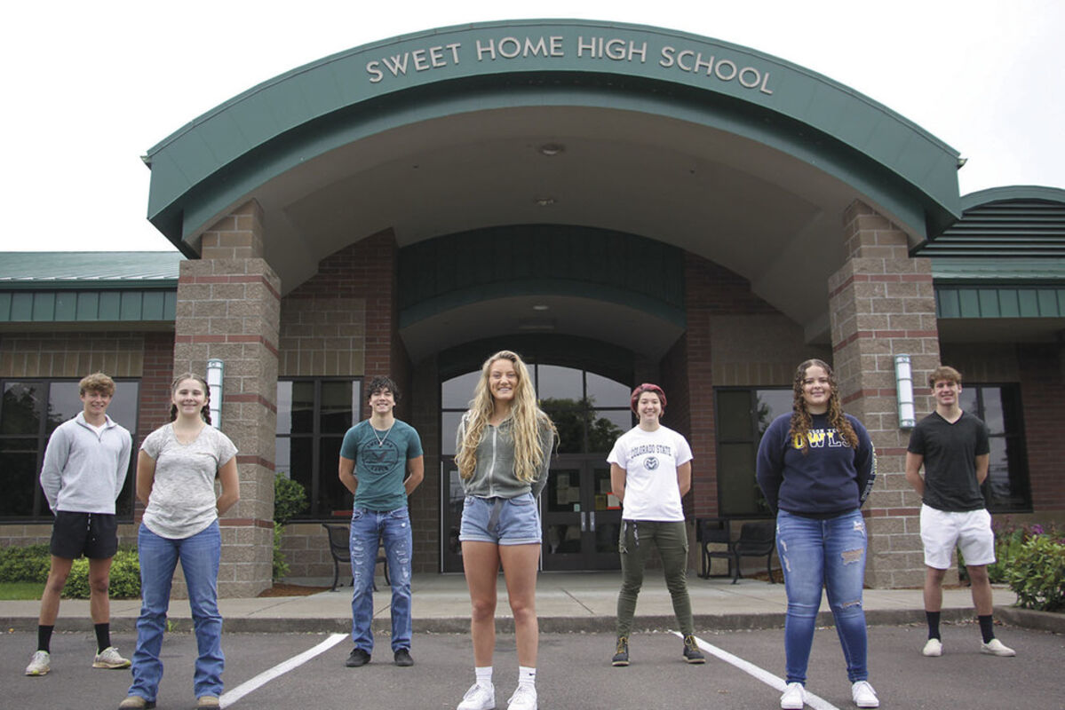 7 to lead SHHS graduation - The New Era