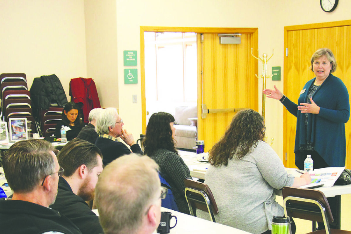Oregon community foundation staffers give local nonprofits primer on