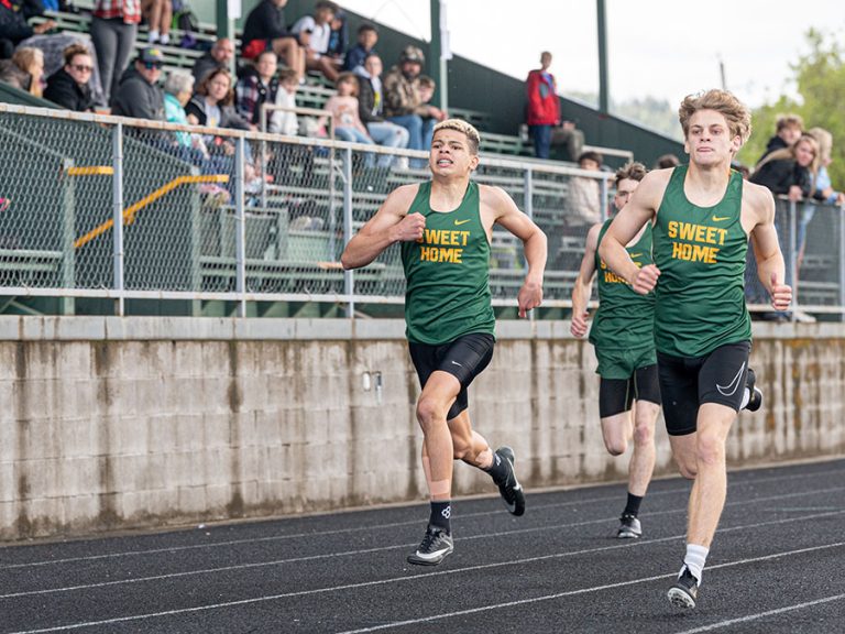 Huskies Ready for Track and Field Districts - The New Era