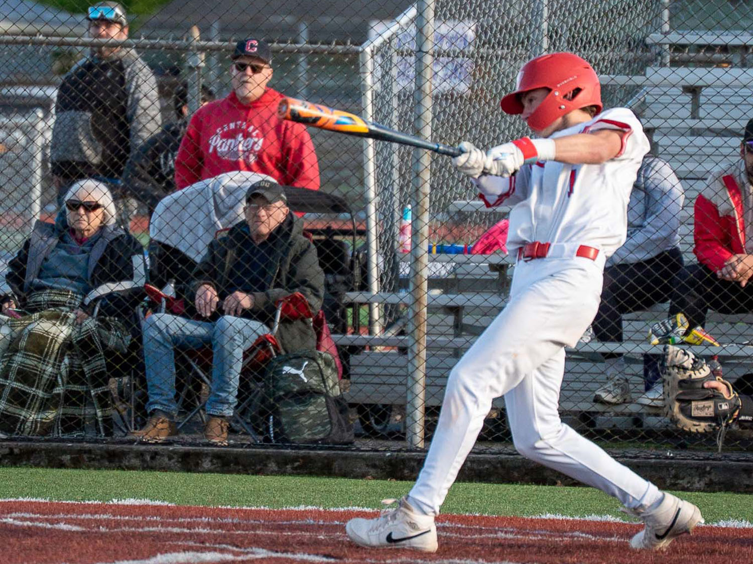 Lebanon splits in baseball with McKay, Central