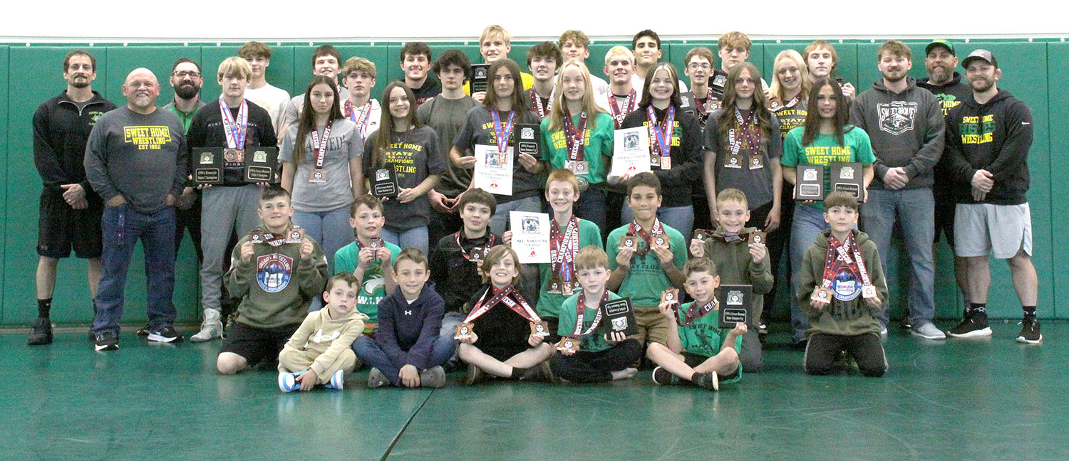 Sweet Home, Lebanon wrestlers place at state championships